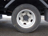 三菱ふそうキャンター平ボディ小型（2t・3t）[写真23]