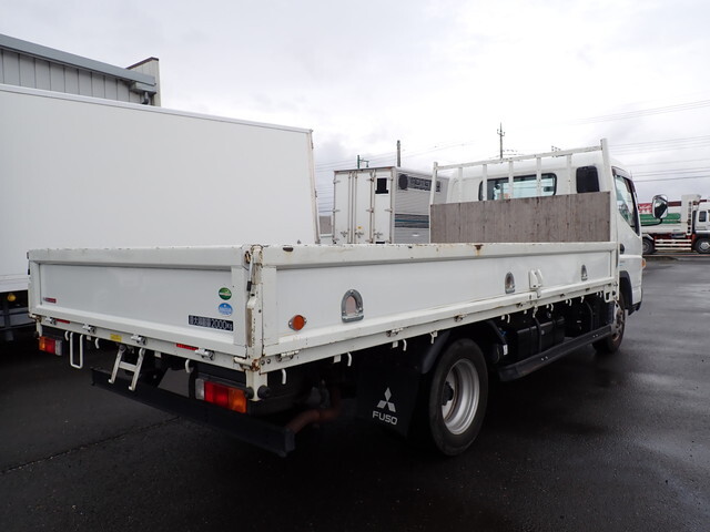 三菱ふそうキャンター平ボディ小型（2t・3t）[写真03]