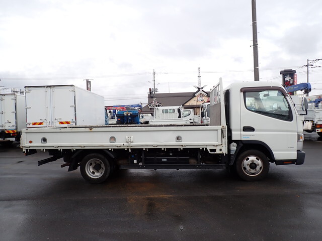 三菱ふそうキャンター平ボディ小型（2t・3t）[写真05]