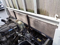 三菱ふそうキャンター平ボディ小型（2t・3t）[写真09]