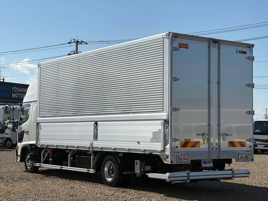 日野レンジャーアルミウイング中型（4t）[写真03]