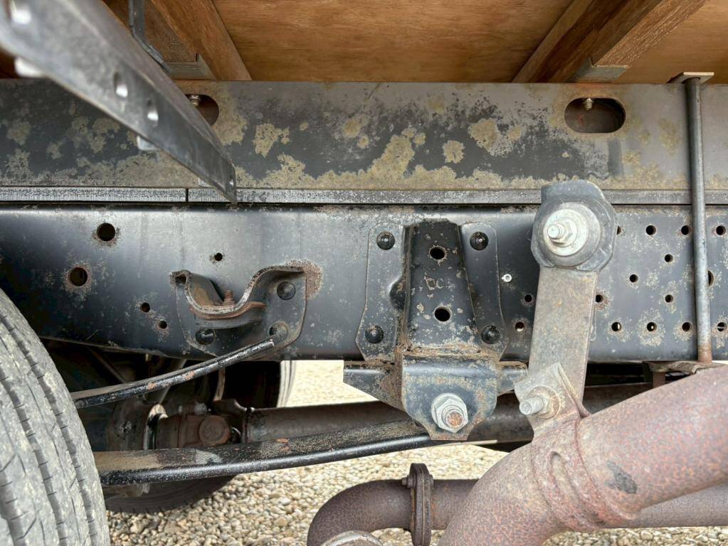 いすゞエルフクレーン4段小型（2t・3t）[写真11]