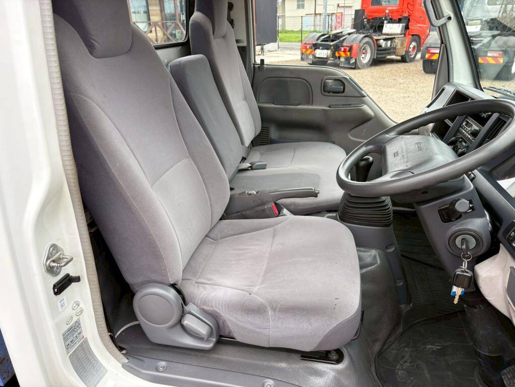 いすゞエルフクレーン4段小型（2t・3t）[写真15]