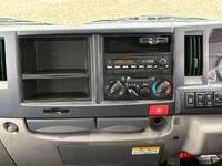 いすゞエルフクレーン4段小型（2t・3t）[写真17]