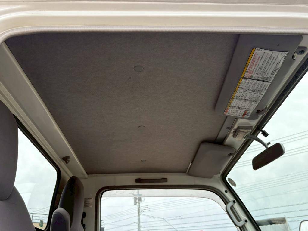 いすゞエルフクレーン4段小型（2t・3t）[写真18]