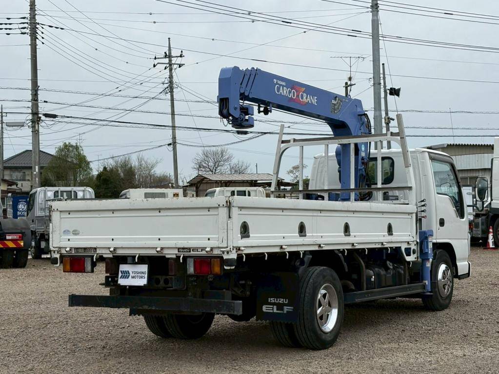 いすゞエルフクレーン4段小型（2t・3t）[写真03]