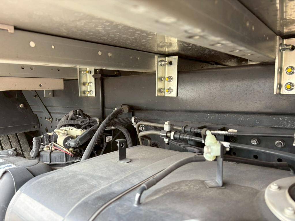 三菱ふそうキャンター冷凍車（冷蔵車）小型（2t・3t）[写真13]