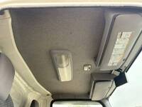 いすゞエルフ冷凍車（冷蔵車）小型（2t・3t）[写真23]