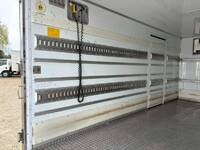 いすゞエルフ冷凍車（冷蔵車）小型（2t・3t）[写真10]