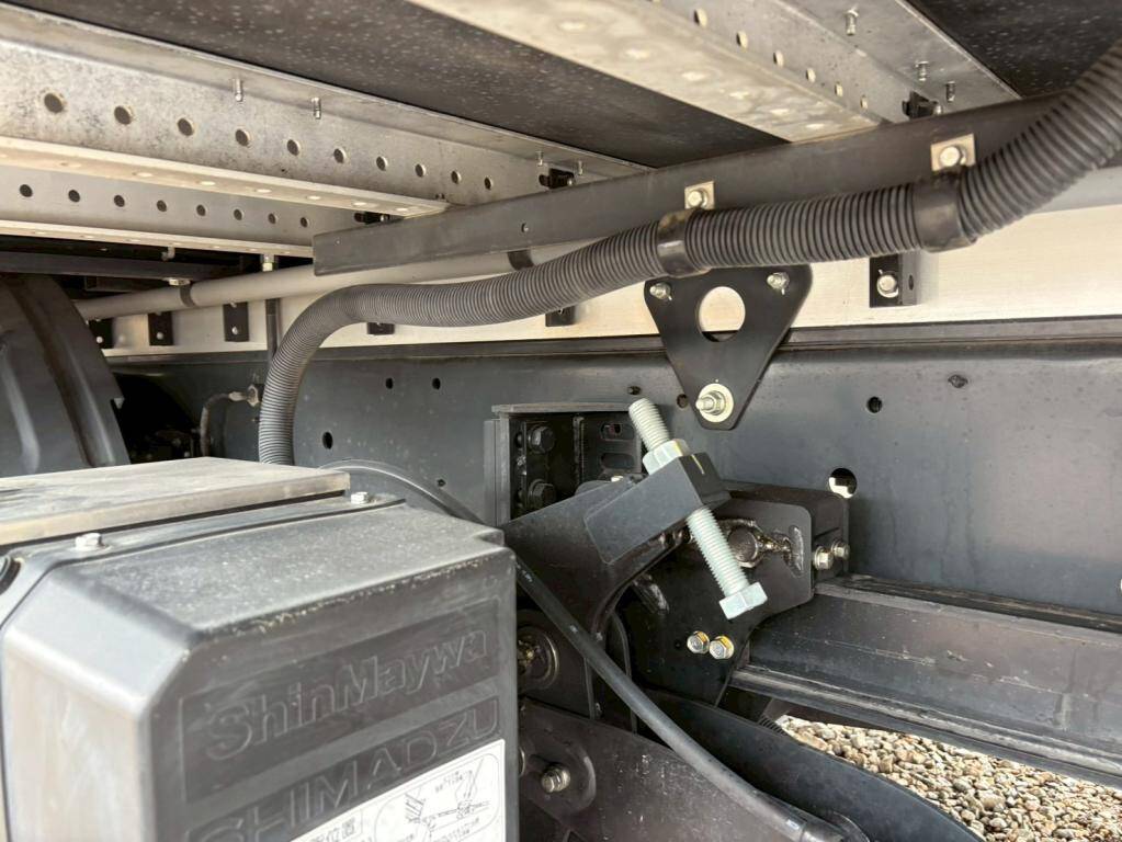 日野レンジャーアルミウイング中型（4t）[写真14]