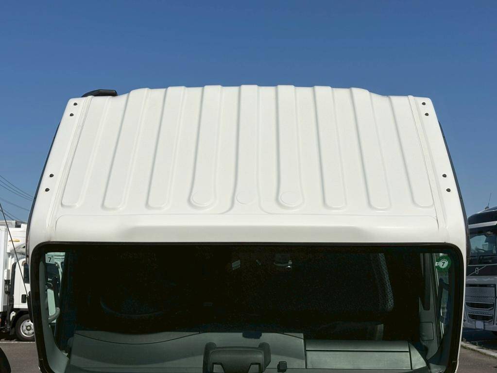 いすゞエルフ冷凍車（冷蔵車）小型（2t・3t）[写真17]