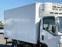 いすゞエルフ冷凍車（冷蔵車）小型（2t・3t）[写真06]