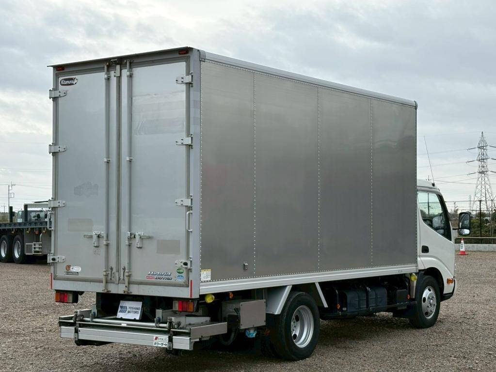 日野デュトロアルミバン小型（2t・3t）[写真04]