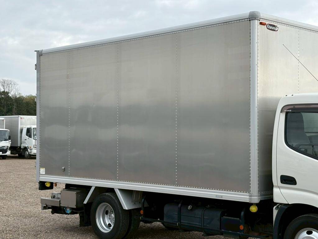 日野デュトロアルミバン小型（2t・3t）[写真05]