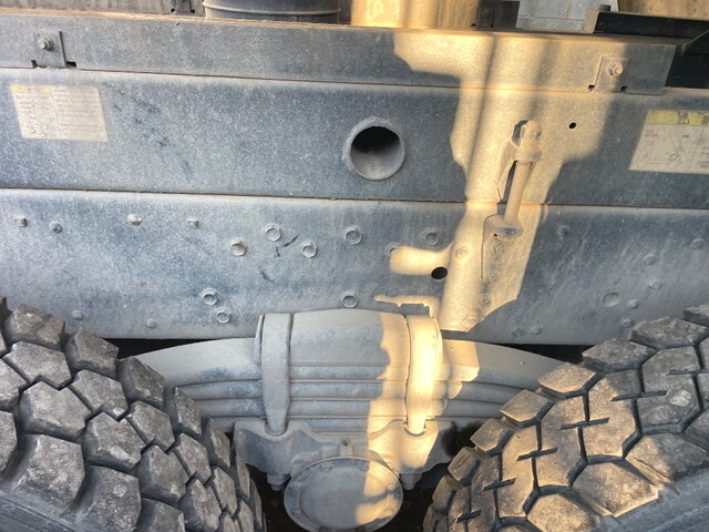 三菱ふそうスーパーグレートダンプ大型（10t）[写真19]