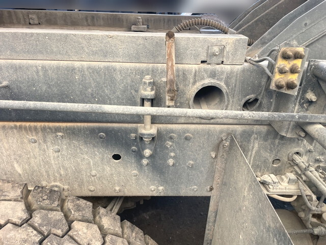 三菱ふそうスーパーグレートダンプ大型（10t）[写真20]