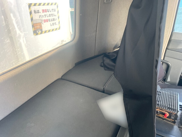 三菱ふそうスーパーグレートダンプ大型（10t）[写真29]