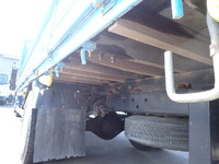 UDトラックスコンドルセルフクレーン4段中型（4t）[写真13]