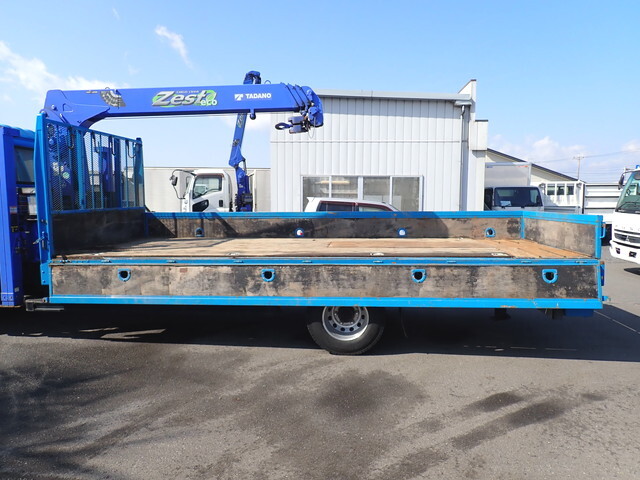 UDトラックスコンドルセルフクレーン4段中型（4t）[写真15]