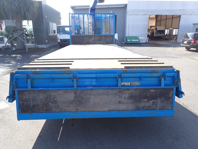 UDトラックスコンドルセルフクレーン4段中型（4t）[写真16]