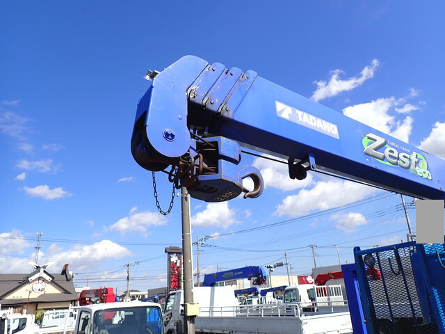 UDトラックスコンドルセルフクレーン4段中型（4t）[写真24]