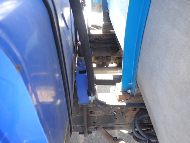 UDトラックスコンドルセルフクレーン4段中型（4t）[写真28]