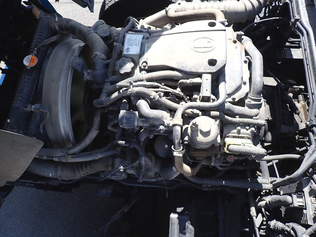 UDトラックスコンドルセルフクレーン4段中型（4t）[写真30]