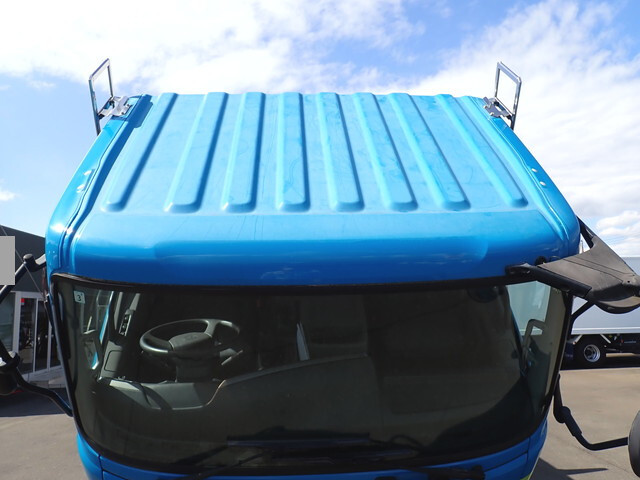 UDトラックスコンドルセルフクレーン4段中型（4t）[写真32]