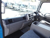 UDトラックスコンドルセルフクレーン4段中型（4t）[写真38]