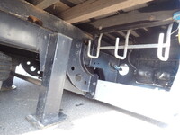 UDトラックスコンドルセルフクレーン4段中型（4t）[写真10]