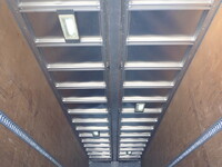 いすゞギガアルミウイング大型（10t）[写真21]