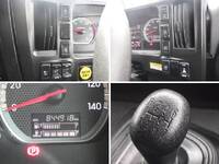 いすゞギガアルミウイング大型（10t）[写真21]