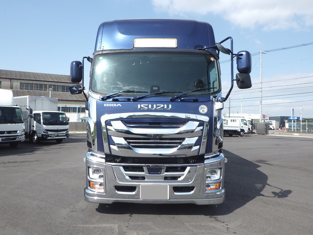 いすゞギガアルミウイング大型（10t）[写真05]