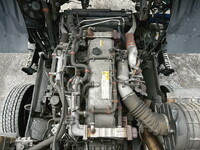 いすゞギガアルミウイング大型（10t）[写真12]