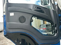 いすゞギガアルミウイング大型（10t）[写真18]