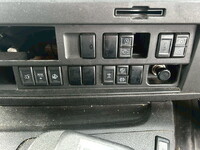 いすゞギガアルミウイング大型（10t）[写真29]