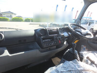 トヨタトヨエースクレーン4段小型（2t・3t）[写真15]