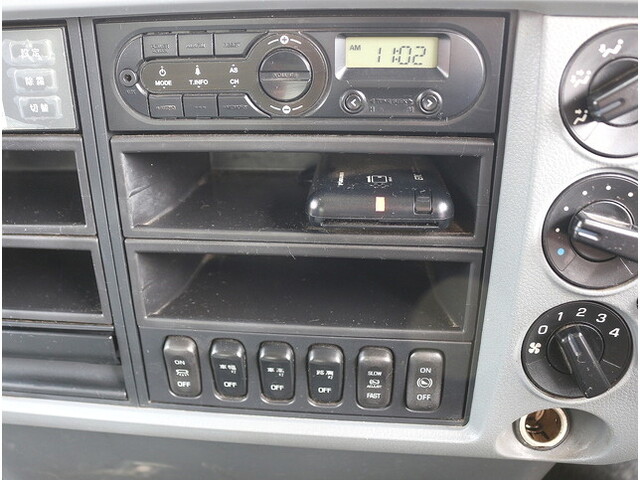 三菱ふそうファイター冷凍車（冷蔵車）中型（4t）[写真19]