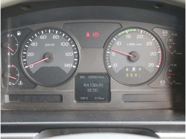 三菱ふそうファイター冷凍車（冷蔵車）中型（4t）[写真21]