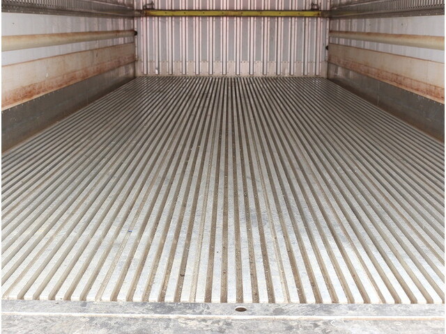 三菱ふそうファイター冷凍車（冷蔵車）中型（4t）[写真09]