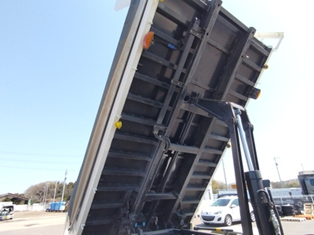 日野レンジャーローダーダンプ増トン（6t・8t）[写真10]