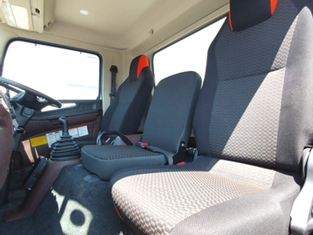 日野レンジャーローダーダンプ増トン（6t・8t）[写真25]