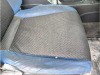 いすゞギガアルミウイング大型（10t）[写真18]