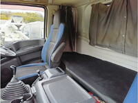 いすゞギガアルミウイング大型（10t）[写真28]