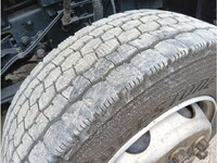 いすゞギガアルミウイング大型（10t）[写真32]