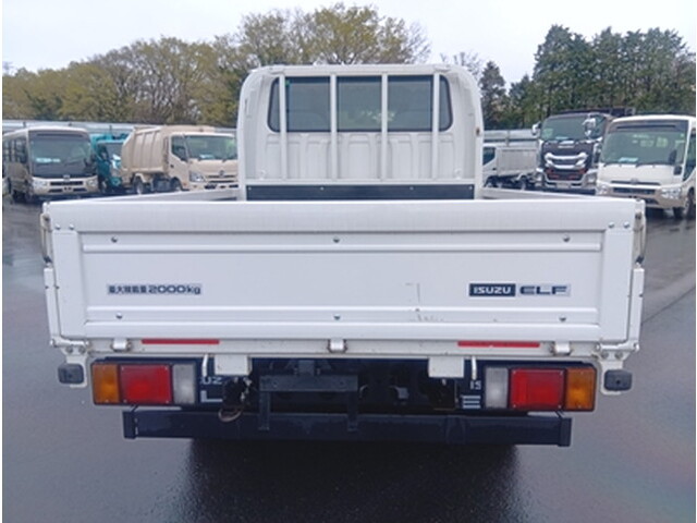 いすゞエルフダブルキャブ（Wキャブ）小型（2t・3t）[写真05]