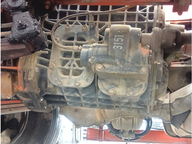 いすゞギガダンプ大型（10t）[写真17]