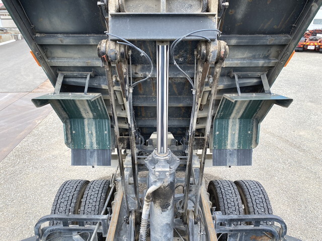 いすゞフォワードダンプ増トン（6t・8t）[写真12]