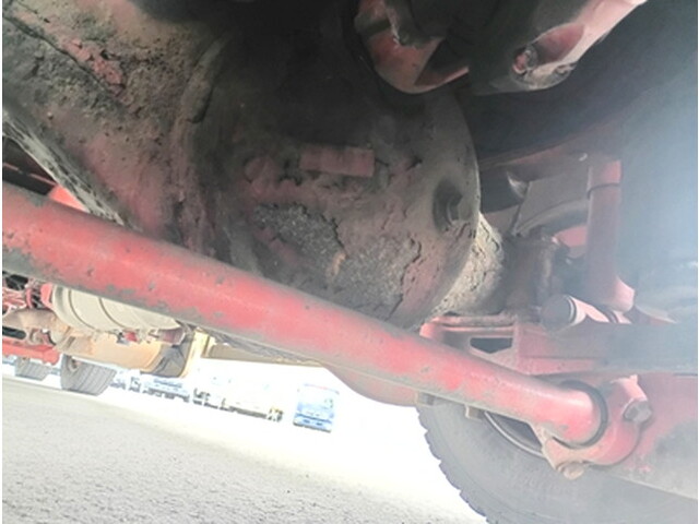 いすゞギガアルミブロック大型（10t）[写真12]