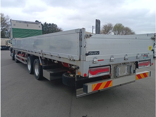 いすゞギガアルミブロック大型（10t）[写真02]